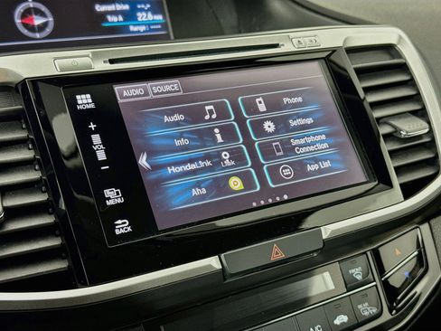 Certified 2017 Honda Accord EX-L image 14
