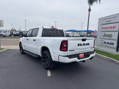 New 2026 RAM 1500 Big Horn w/ Night Edition AWD/4WD image 8