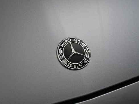 Used 2023 Mercedes-Benz E 350 4MATIC Sedan image 13