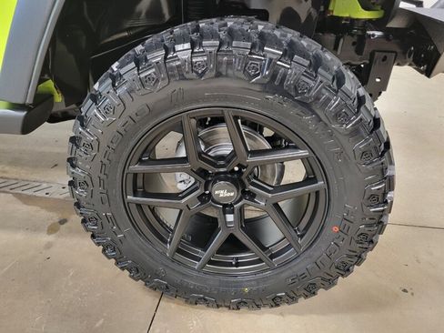 Used 2016 Jeep Wrangler Unlimited Sport w/ Quick Order Package 24S AWD/4WD image 15