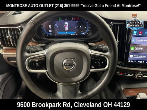 Used 2025 Volvo V60 B5 Cross Country Plus image 17