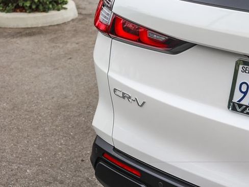 Used 2024 Honda CR-V EX-L image 9