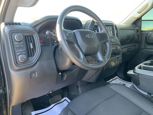 Used 2024 Chevrolet Silverado 1500 Custom Trail Boss w/ Dark Appearance Package image 7