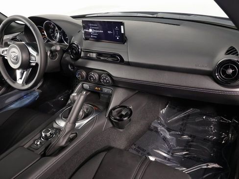 New 2026 MAZDA MX-5 Miata Club w/ Interior Package RWD image 6
