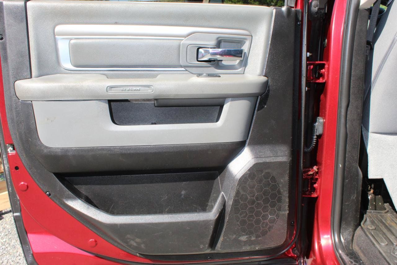 Used 2018 RAM 3500 Big Horn AWD/4WD image 15