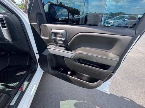 Used 2018 Chevrolet Silverado 1500 LT w/ All Star Edition AWD/4WD image 35