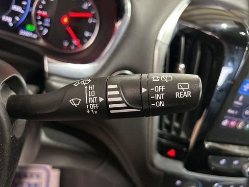 Used 2022 Chevrolet Traverse High Country image 30