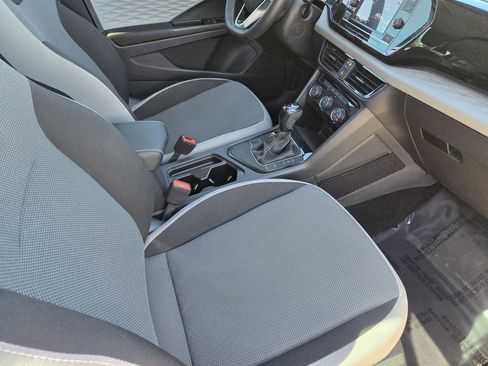 Used 2023 Volkswagen Taos S image 15