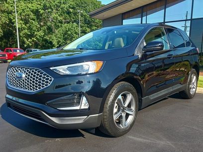 Used 2023 Ford Edge SEL w/ Convenience Package