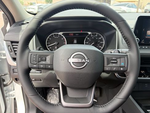New 2026 Nissan Rogue SV AWD/4WD image 14