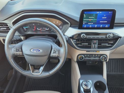 Used 2020 Ford Escape SEL image 31