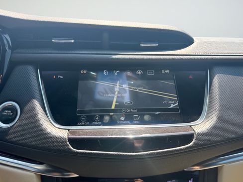 Used 2019 Cadillac XT5 Luxury FWD image 9