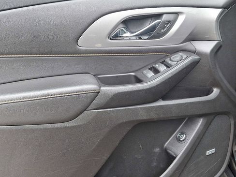Certified 2020 Chevrolet Traverse LT w/ LT Premium Package image 13