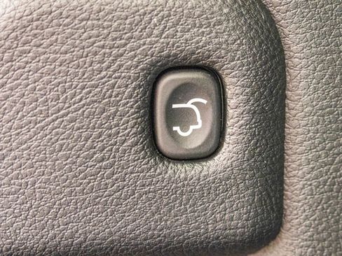 Used 2021 Dodge Durango R/T w/ Blacktop Package AWD/4WD image 46