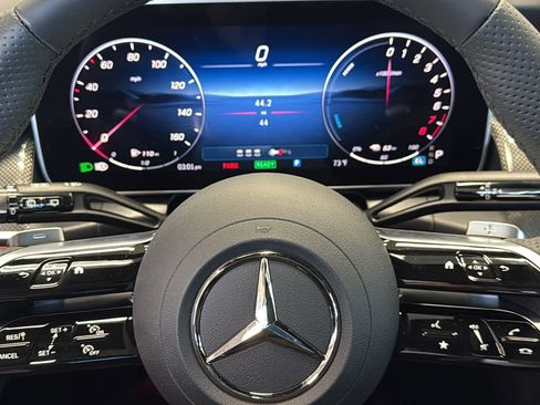 New 2025 Mercedes-Benz GLC 350e 4MATIC image 19