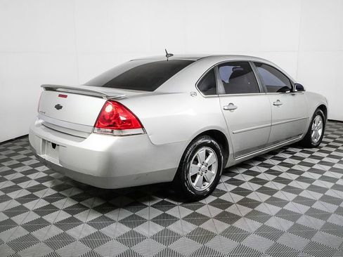 Used 2008 Chevrolet Impala LT w/ Luxury Edition Package image 5