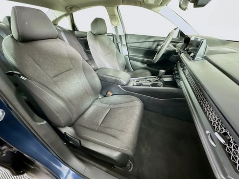 Used 2024 Honda Accord EX image 29