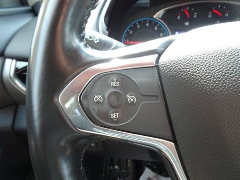 Used 2019 Chevrolet Traverse LT FWD image 20