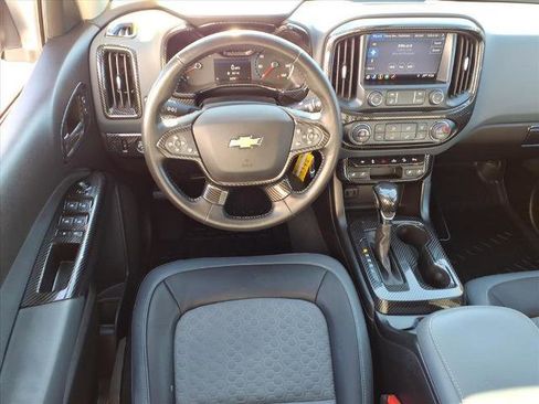 Used 2022 Chevrolet Colorado Z71 image 32