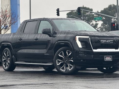 New 2025 GMC Sierra EV Denali image 2