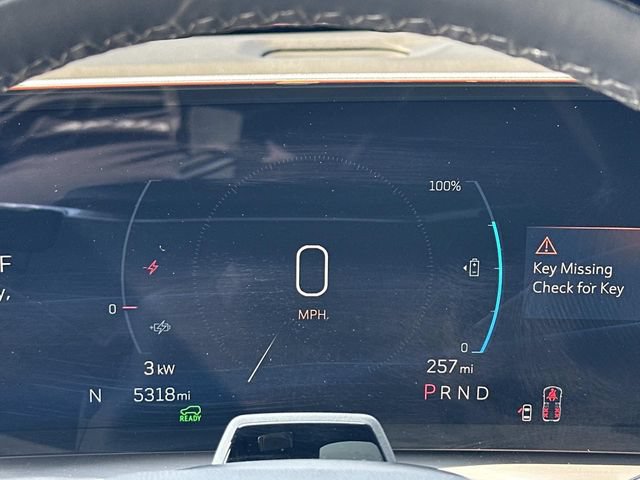 Used 2026 Cadillac Vistiq Luxury AWD/4WD image 11