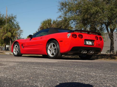Used 2000 Chevrolet Corvette Convertible image 43