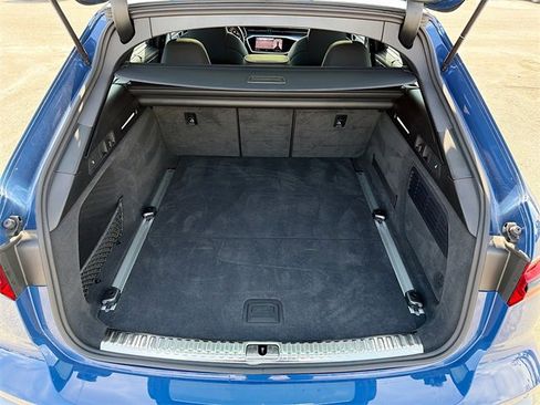 Used 2024 Audi RS 6 performance image 12