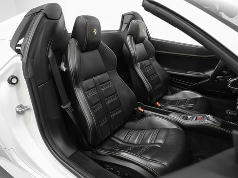 Certified 2015 Ferrari 458 Spider image 22