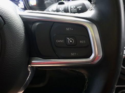 Used 2023 Jeep Wrangler Unlimited Sahara w/ Cold Weather Group image 27