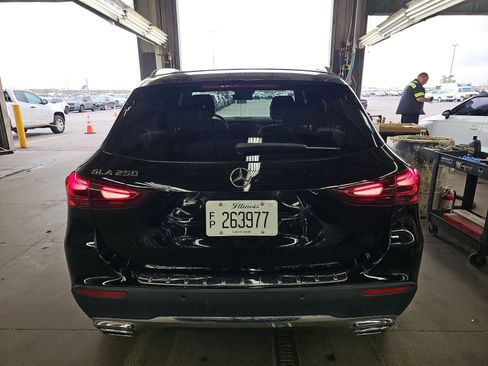 Used 2025 Mercedes-Benz GLA 250 image 7