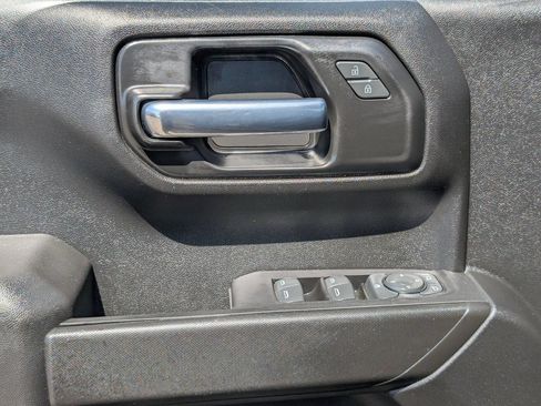 Certified 2021 Chevrolet Silverado 1500 Custom RWD image 18