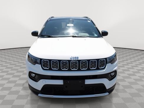 Used 2025 Jeep Compass Limited AWD/4WD image 2