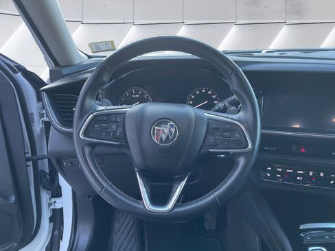 Used 2023 Buick Envision Essence image 13