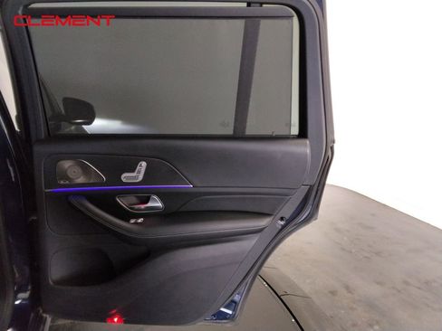Used 2022 Mercedes-Benz GLS 450 4MATIC image 36