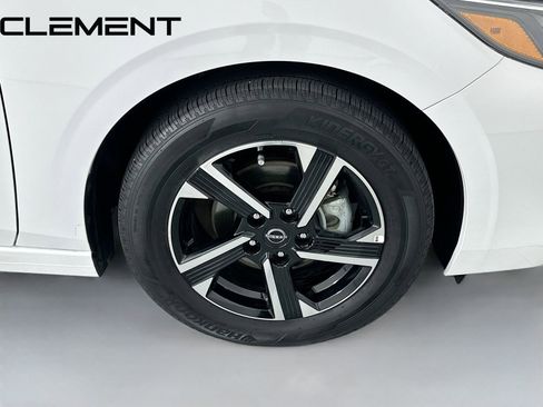 Used 2025 Nissan Sentra SV image 35