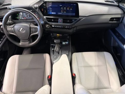 Used 2024 Lexus UX 250h FWD w/ Premium Package image 24