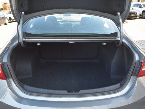 Used 2024 Chevrolet Malibu LT image 34