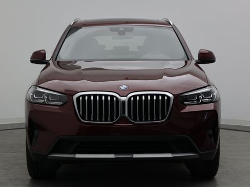 Used 2023 BMW X3 xDrive30i w/ Premium Package AWD/4WD image 2