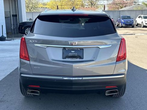 Used 2017 Cadillac XT5 Luxury w/ Driver Awareness Package image 7
