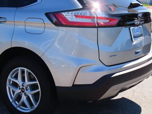 Certified 2024 Ford Edge SEL w/ Convenience Package image 16