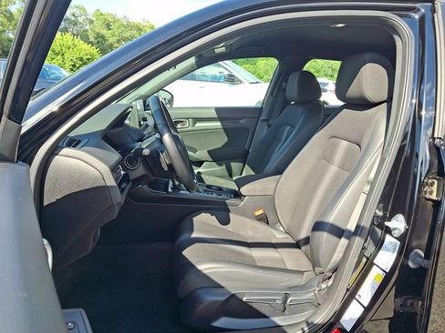 Used 2023 Honda Civic Sport image 13