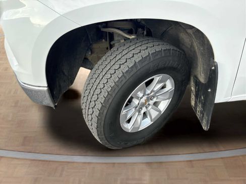 Used 2025 Chevrolet Silverado 1500 LT w/ Work Truck Package image 33