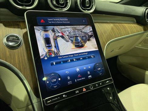 Used 2023 Mercedes-Benz C 300 4MATIC Sedan w/ Exclusive Trim Package image 6