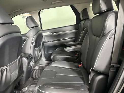 Used 2024 Hyundai Palisade SEL FWD image 25