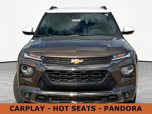 Used 2021 Chevrolet TrailBlazer ACTIV w/ Technology Package FWD image 2