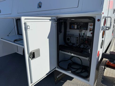Used 2019 Mercedes-Benz Sprinter 170 w/ Chrome Grille Package image 26
