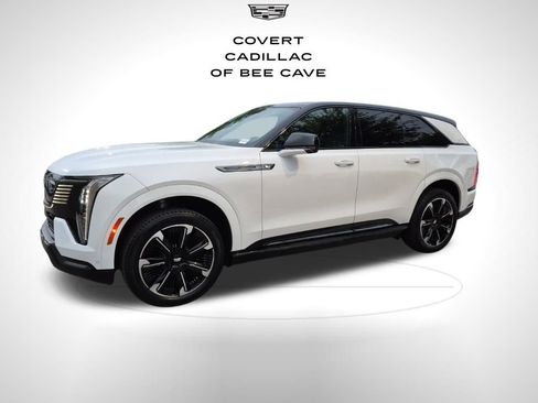 Used 2025 Cadillac Escalade IQ Sport 1 w/ Smart Trailering package image 4