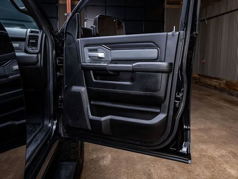 Used 2020 RAM 2500 Power Wagon AWD/4WD image 35
