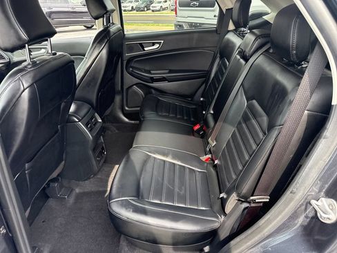 Used 2024 Ford Edge SEL w/ Convenience Package AWD/4WD image 17
