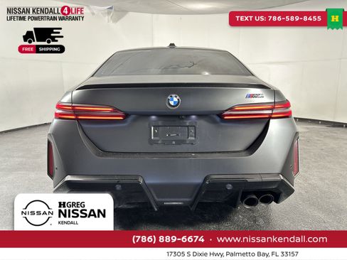 Used 2025 BMW M5 w/ Carbon Package image 10